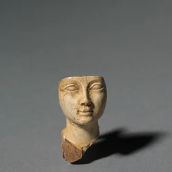 Rostro de una cuchara cosmética, 1391-1353 a.C.