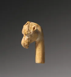 Cabeza de jirafa, c.1540-1296 a.C.
