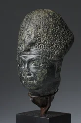 Cabeza de Amenhotep III, Nuevo Reino (esteatita verde)