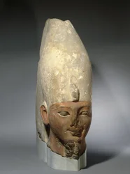 Cabeza de un rey de la primera dinastía XVIII, Nuevo Reino, c.1539-1493 a.C.