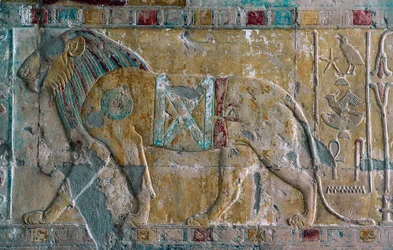Relieve que representa a Hatshepsut como león, Templo Mortuorio de Hatshepsut, Deir el-Bahari, Luxor, Tebas (Lista del Patrimonio Mundial de la Unesco