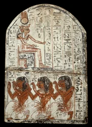 Antigüedad egipcia: estela del escultor Ken, artesano en Deir el Medineh: representación de la diosa Renenoutet (serpiente de alimentos)