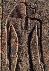 Inscripción y relieve de Anubis y otro dios, sarcófago de Amenhotep, Menfis (Lista del Patrimonio Mundial de la Unesco