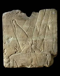 El faraón Ramsés II y el dios Amón ...