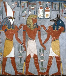 Ramsés I entre Horus y Anubis, fresco, cámara funeraria, tumba de Ramsés I (KV16), Valle de los Reyes, Tebas (Lista del Patrimonio Mundial de la UNESCO)