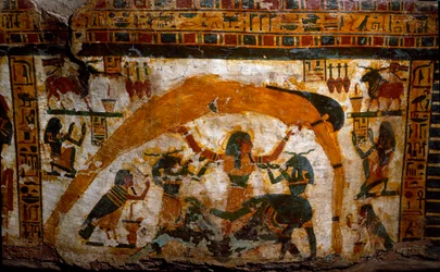 Antigüedad egipcia: sarcófago de madera pintada por Boutehamon (Butehamon), escriba real. De Tebas. Dinastía XXI. 990-970 a.C. Detalle que representa la creación del mundo. Turín, Museo Egipcio