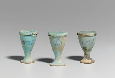 Tres copas, 664-30 a.C., Período Tardío - Ptolemaico