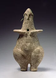 Figura esteatopigia, Amlash, finales del II milenio a.C. - principios del I milenio a.C. (terracota)
