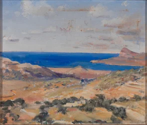 Orilla con mar azul