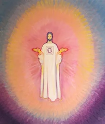 Cristo el Sumo Sacerdote aparece en majestad, Su túnica lleva la imagen de la Corona de Espinas