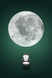 Silla a la luz de la luna