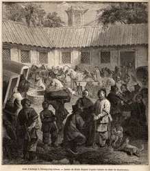 Patio del albergue en Chiang Ping Cheou. Dibujo de Emile Bayard (1837-1891), para ilustrar el viaje de Shanghái a Moscú, de 1859 a 1862, por M. de Bourboulon, Ministro de Francia en China. Grabado en “Le tour du monde”, editado por Edouard Charton