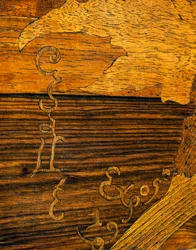 Mesa de café estilo Art Nouveau, por Emile Galle (1846-1904), detalle con la firma de Galle, Francia, siglo XX