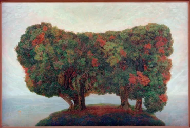 Grupo de árboles junto al mar