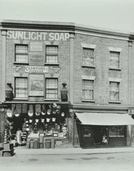 3-4 Gainsborough Road: elevaciones frontales, Londres, 1899