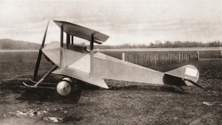 Un Sopwith Tabloid, biplano tractor monoplaza utilizado durante la Primera Guerra Mundial, de The Illustrated War News, 1915