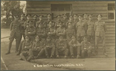 Subsección B, Artillería Real a Caballo de Leicestershire, en campamento de entrenamiento en Diss, 1914-18