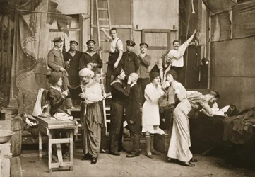 Detrás de Escena: Preparándose para Teatro Amateur, Handforth, ilustración de Prisioneros Alemanes en Gran Bretaña