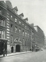 Calle Bishopsgate (dentro), Banco de Baring