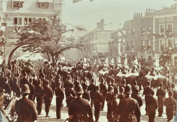 Blackwall Tunnel: ceremonia de apertura con el Príncipe de Gales, luego Rey Eduardo VII, y la Princesa Alejandra, 1897