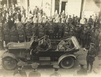 De un álbum de 134 fotografías asociadas con la Primera Guerra Mundial, Frente Occidental, 1914-18