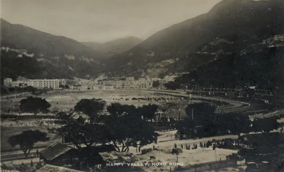 Happy Valley, Hong Kong, de un álbum de fotografías relacionadas con el servicio de Pte H. Chick, 1940