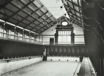 Laurie Grove Bath: el primer baño público en Deptford, baño de primera clase, 1898