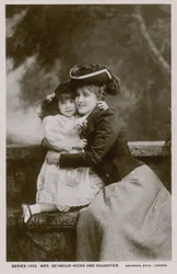 Sra. Seymour Hicks y su hija