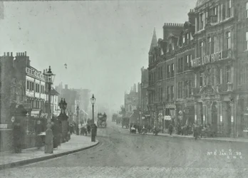 Putney Bridge: carretera de acceso desde Putney High Street, 1898