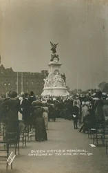 Memorial de la Reina Victoria, inauguración por el Rey, 16 de mayo de 1911