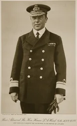 Contraalmirante Honorario Horace L.A. Hood, 1914-19