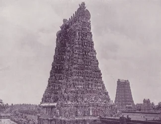 Gopura Sur, Madura