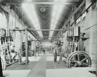 Southern Outfall Sewer, Crossness: interior de la casa de máquinas, 1894