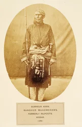 Sumneus Khan, mahometanos Ranghur, anteriormente Rajpoots, Hissar, de The People of India, por J. Forbes Watson, publicado en 1868