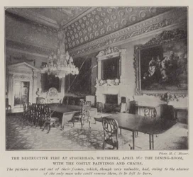 El destructivo incendio en Stourhead, Wiltshire, 16 de abril, el comedor, con las costosas pinturas y sillas