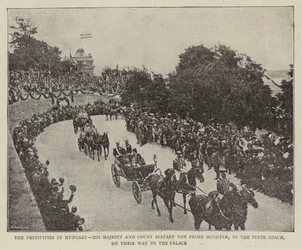 Las festividades en Hungría, Su Majestad y el Conde Szapary el Primer Ministro, en el coche de estado, camino al palacio