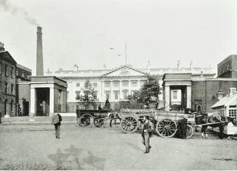 La Real Casa de la Moneda, Londres, 1895
