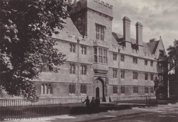 Frente del Wadham College