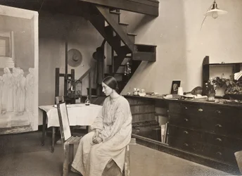 Winifred Knights en su estudio