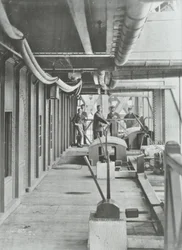 Woolwich Ferry: plataforma de palanca hidráulica del pontón norte, 1896