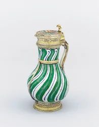 Jarra Iznik montada en plata dorada de Isabel I, 1586