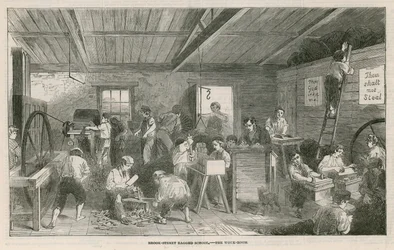 Calle Brook, Escuela de Harapos e Industrial