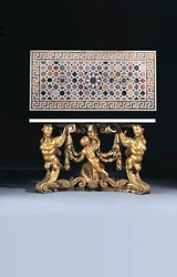 Mesa auxiliar de principios de Jorge II, diseñada por Richard Boyle y William Kent