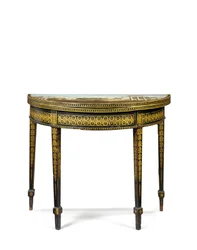 Una de un par de mesas de té de Jorge III, posiblemente irlandesas, c.1780