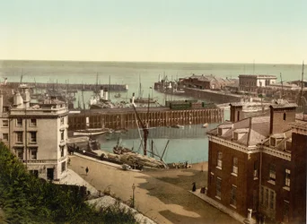 El puerto, Folkestone
