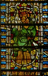Ventana E1 que representa a Salomón llevando una iglesia