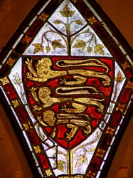 Ventana Ew que representa escudos - Eduardo II