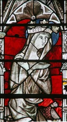 Vidriera Ew que representa a la Virgen María en una escena de la Coronación de la Virgen
