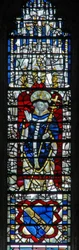 Ventana c19 que representa a un arzobispo