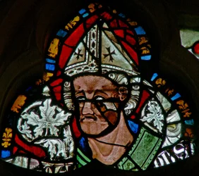 Ventana s-2 que representa a San Wulfstan